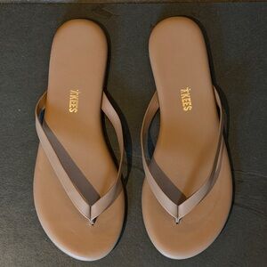 TKEES Women's Brown Sandals